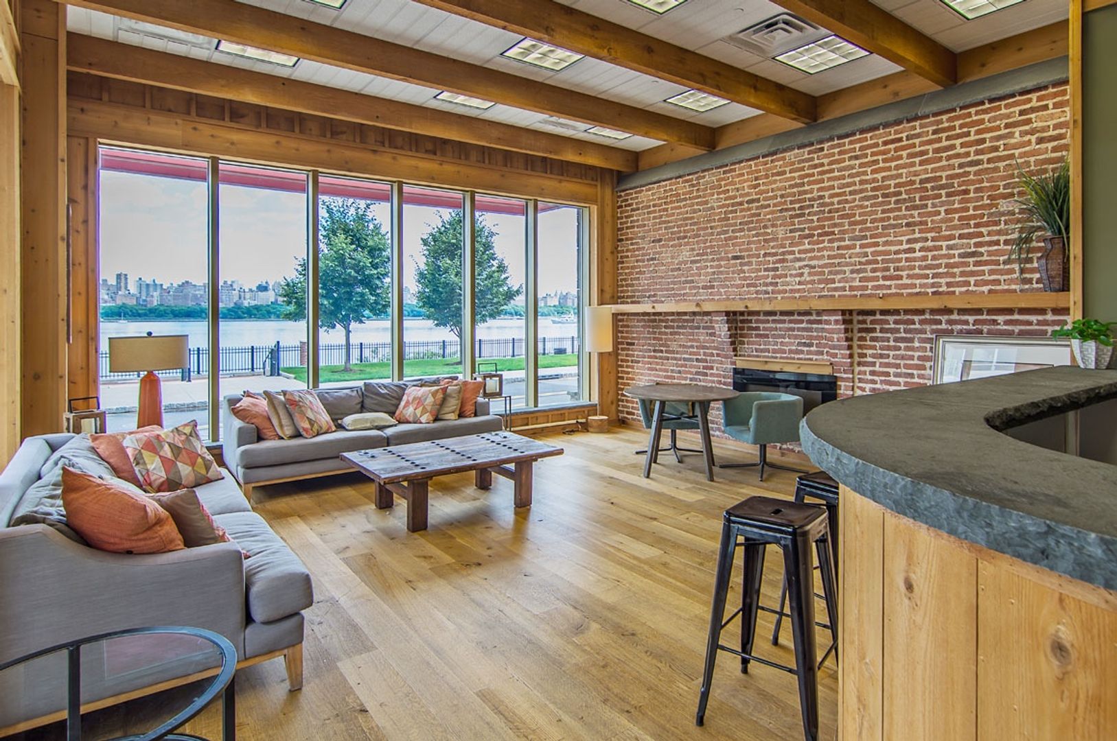 Edgewater Apartment: 11 Main Street