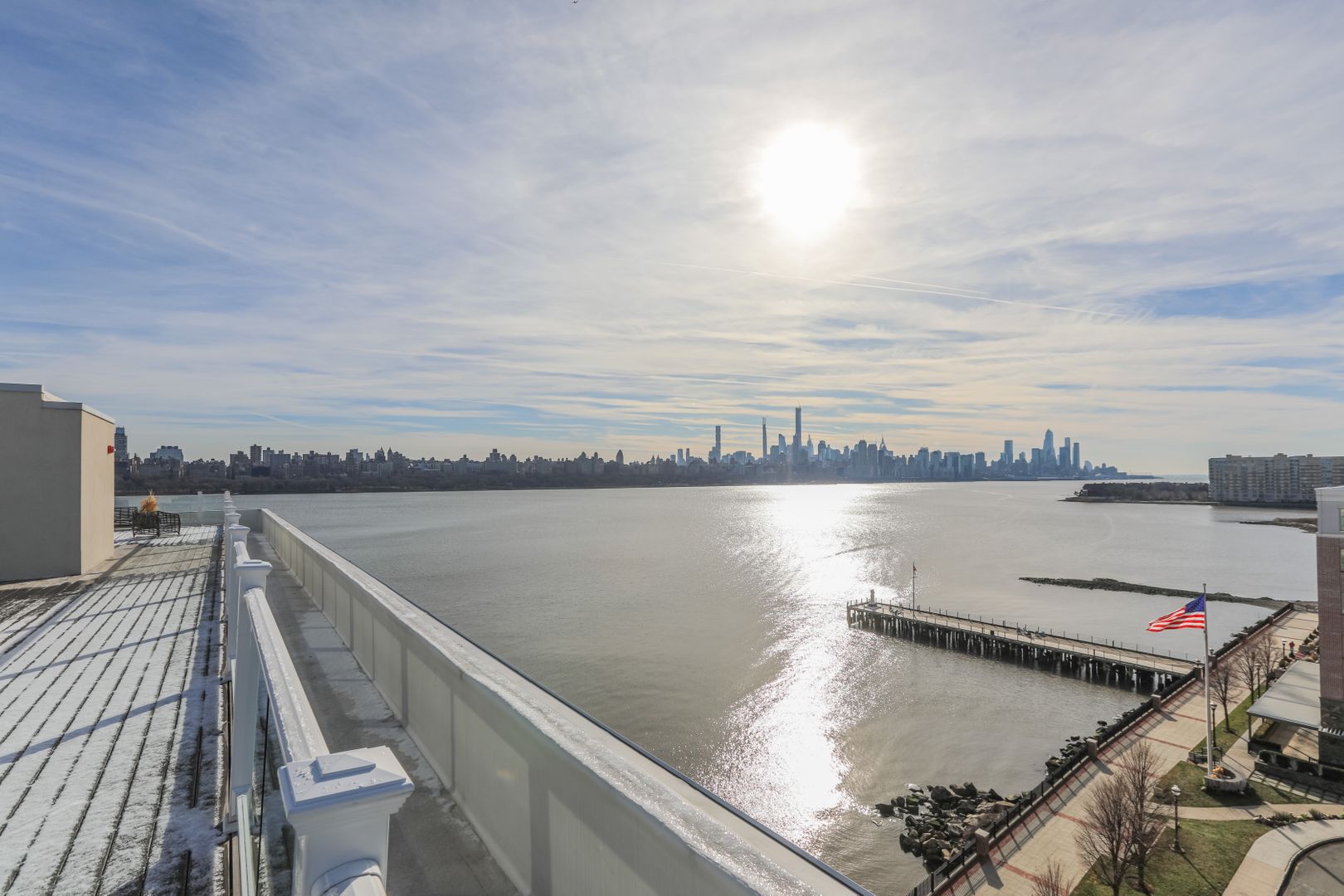 Edgewater Apartment: 8 Main Street