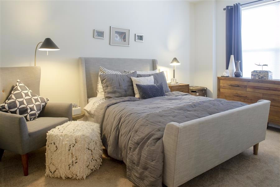 Englewood Apartment: 78 Brownstone Way