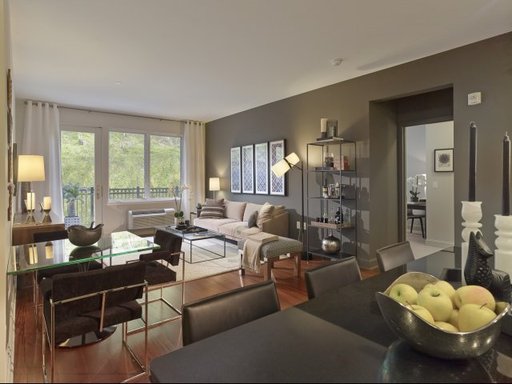 1/Bed 1/Bath High-End Community Living – photo 1