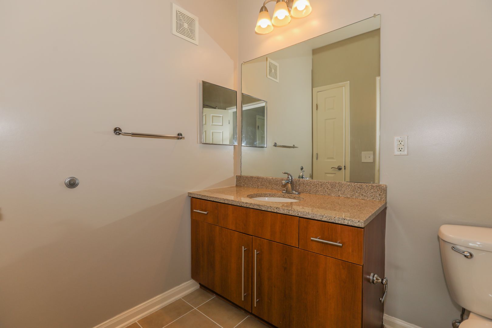 Englewood Apartment: 56 Brownstone Way