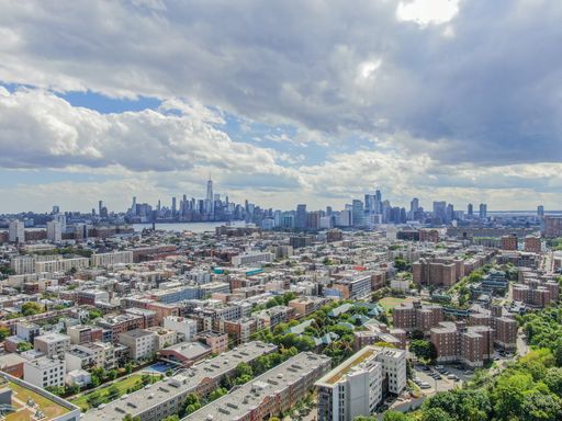 *New 1/Bed 1/Bath - Ultra Spacious Living Room - *Floor To Ceiling Windows - A+ Location Near Light-Rail – photo 1