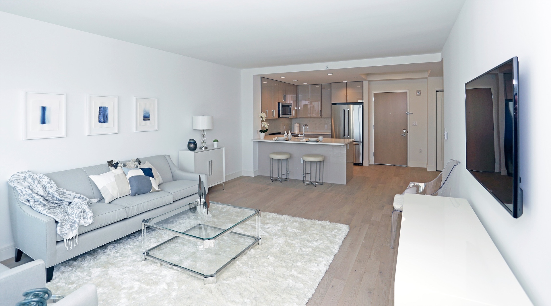 Cliffside Park Apartment: 1 Towne Centre Drive