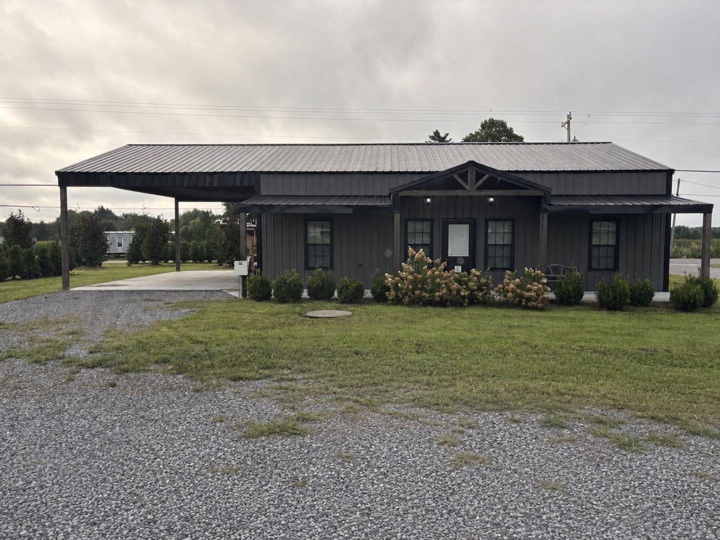 Geraldine House: 516 CR 329