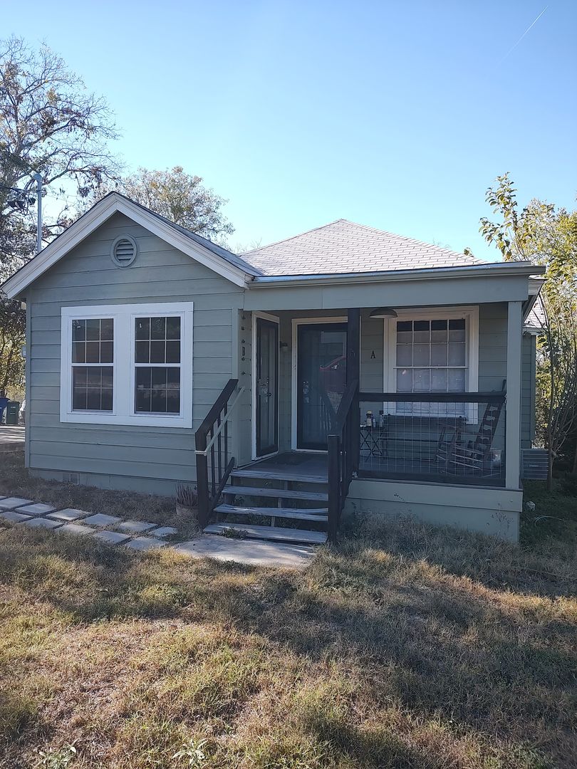 Austin House: 2102 Yellow Jacket, unit 2102