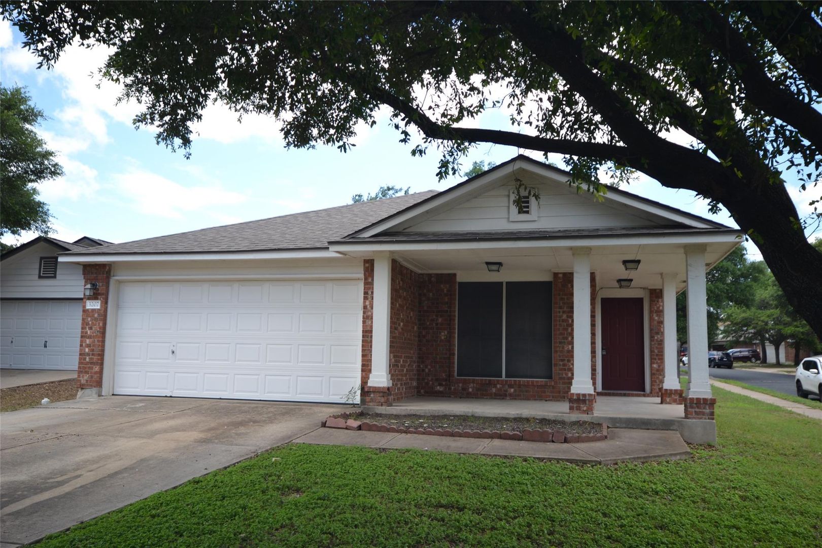 Leander House: 3207 Picton Court