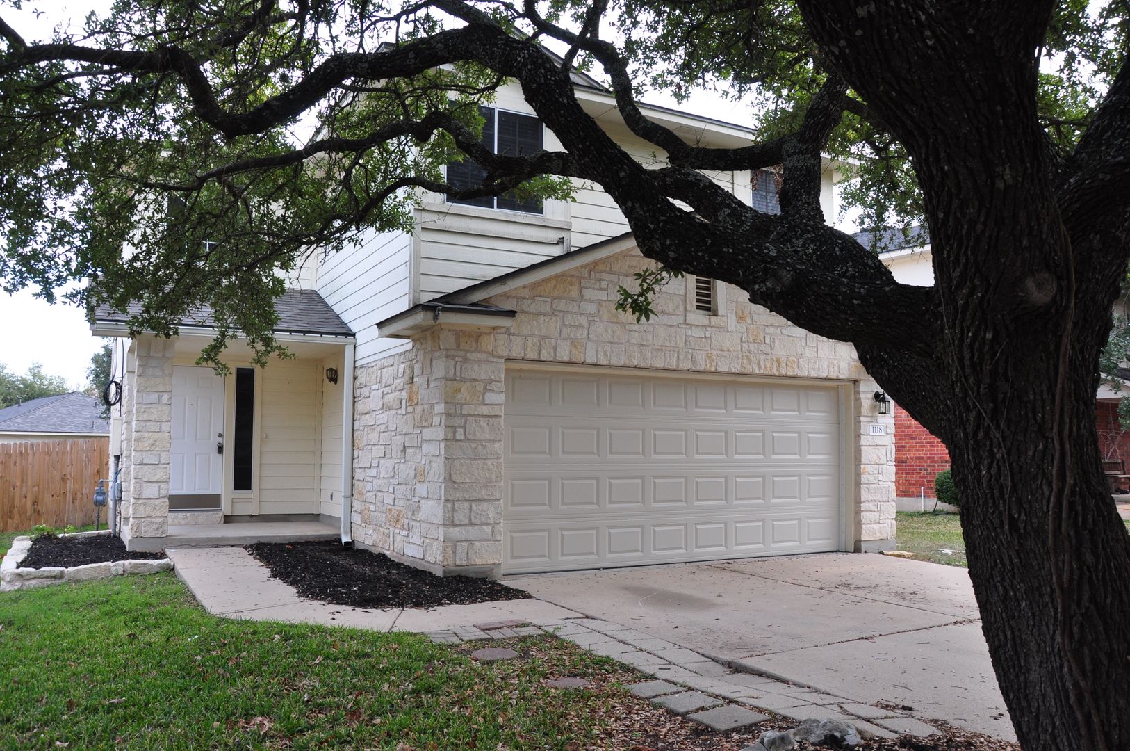 Leander House: 1118 PIne Portage Loop