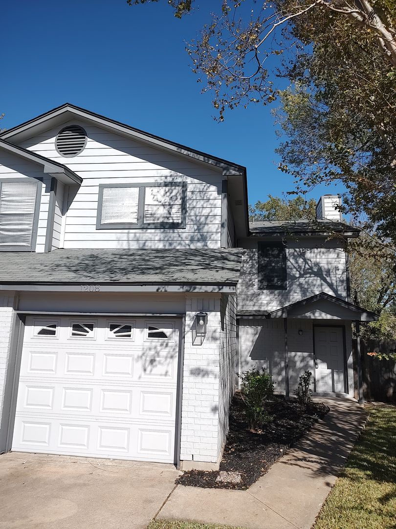 Cedar Park House: Property Management