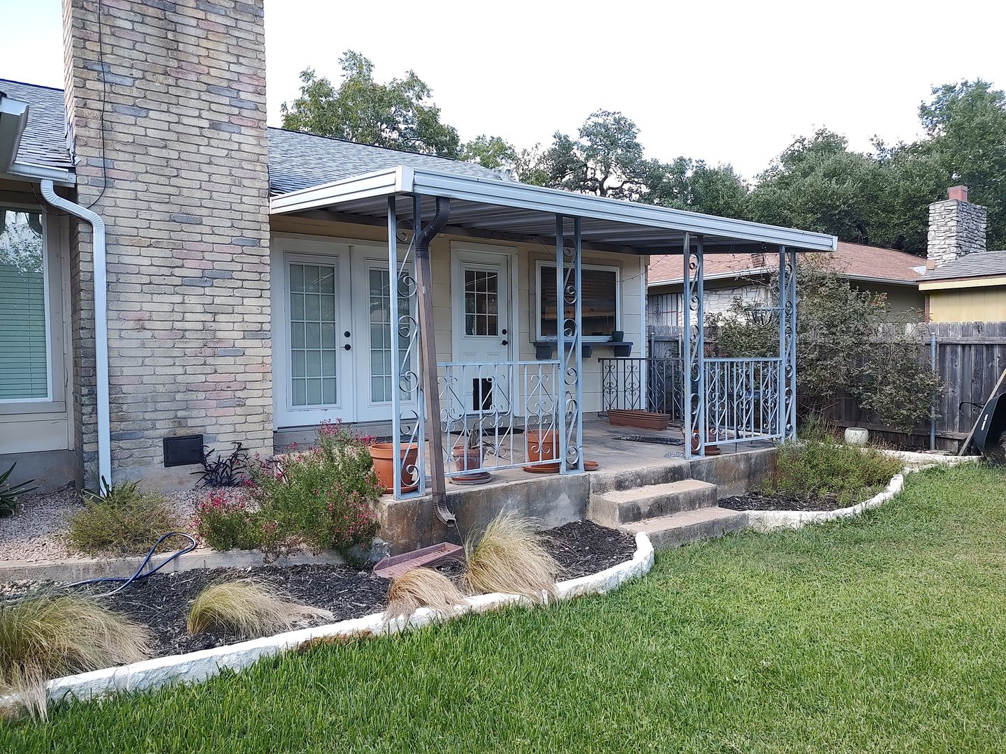 Austin House: 11701 Shoshone Drive