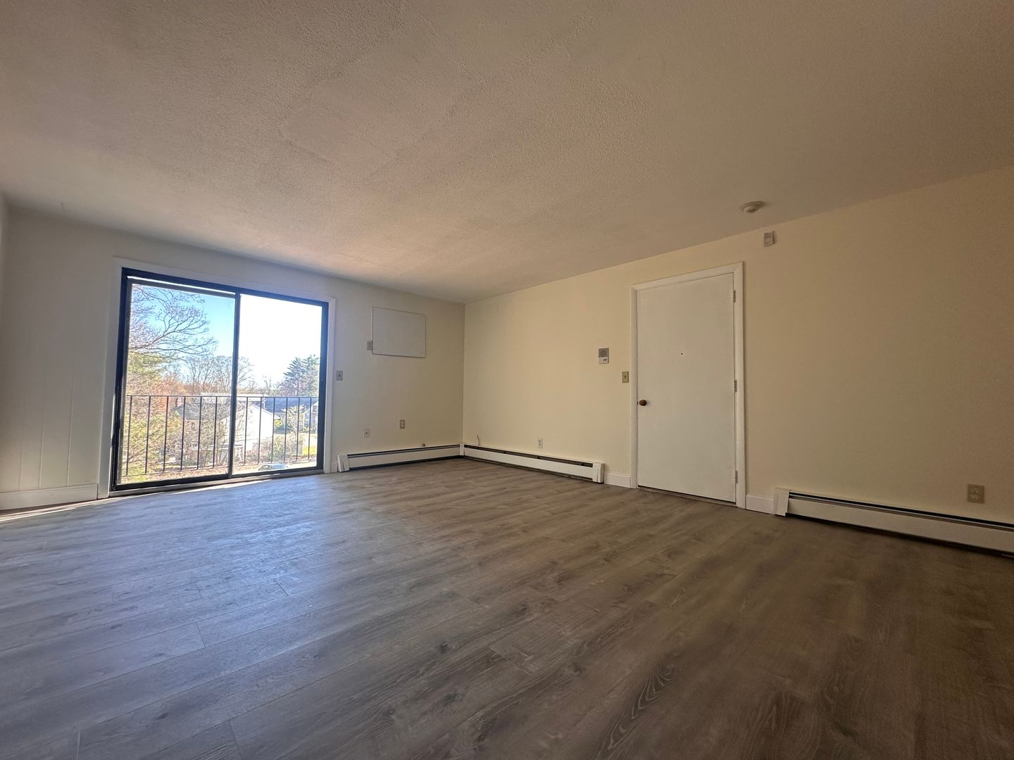 Clinton Apartment: 7 Gorham Avenue