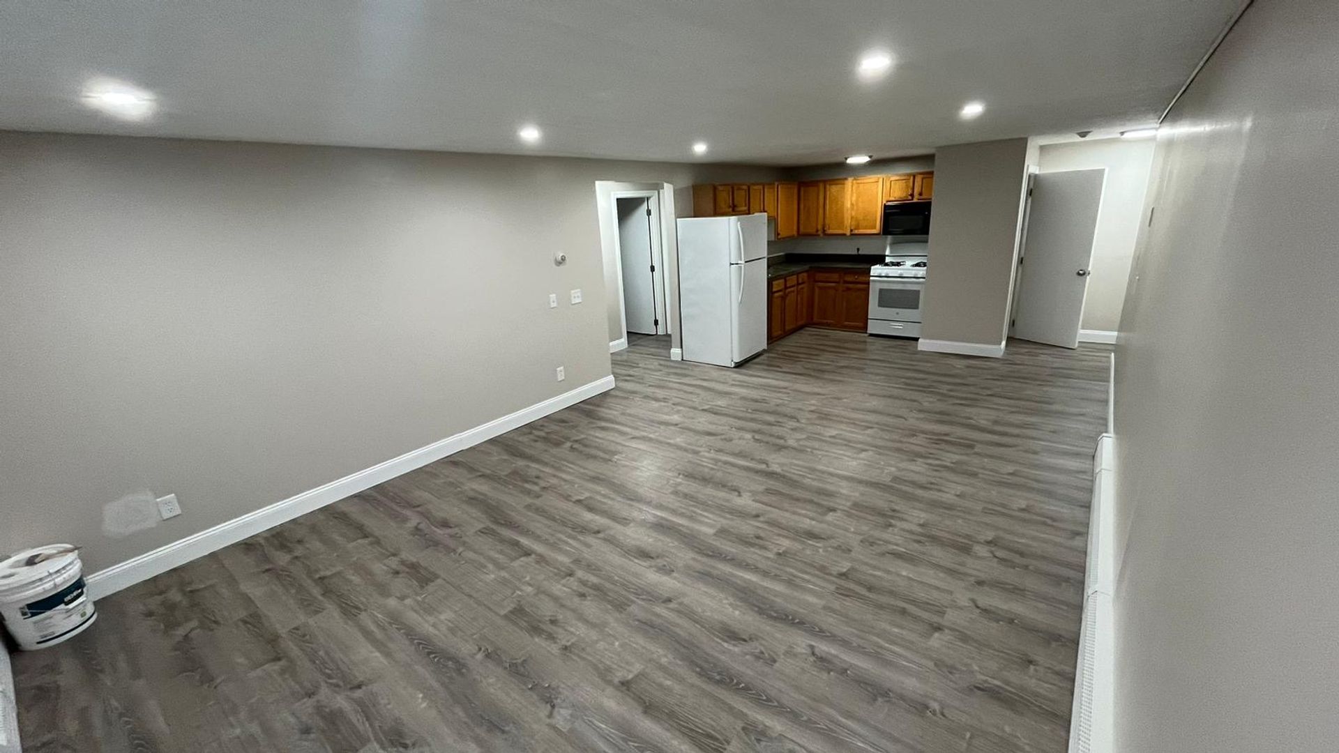 Worcester Apartment: 3 Henry Terrace