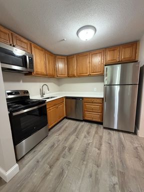 Spacious 2 Bedroom Apartment with Bright Living Space