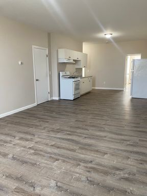 663 Middle Street, Apt 22 – photo 1