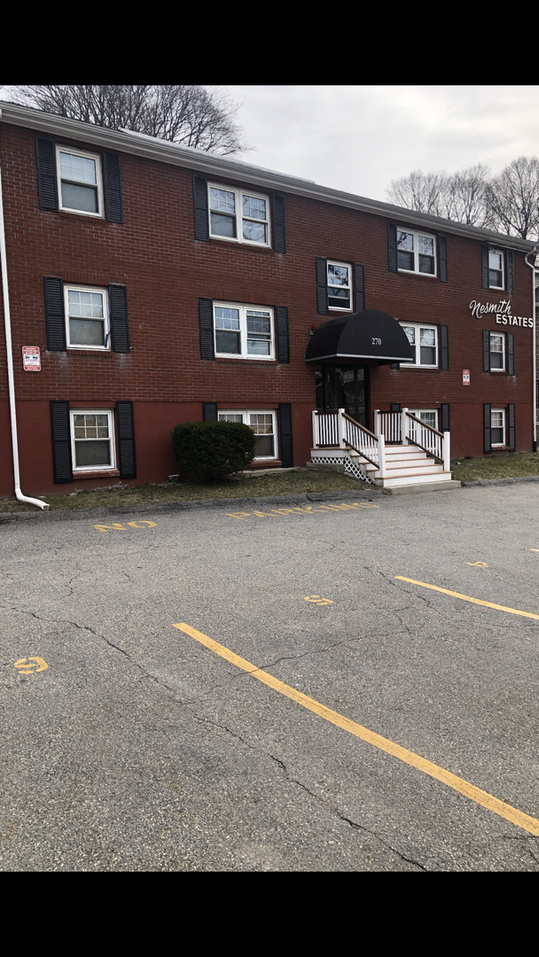 Lowell Apartment: 270 Nesmtih Street