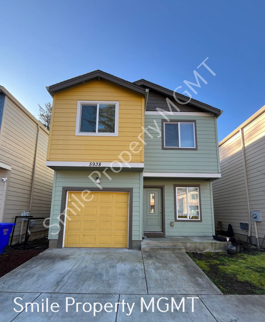 Portland House: 5938 Southeast 136th Avenue