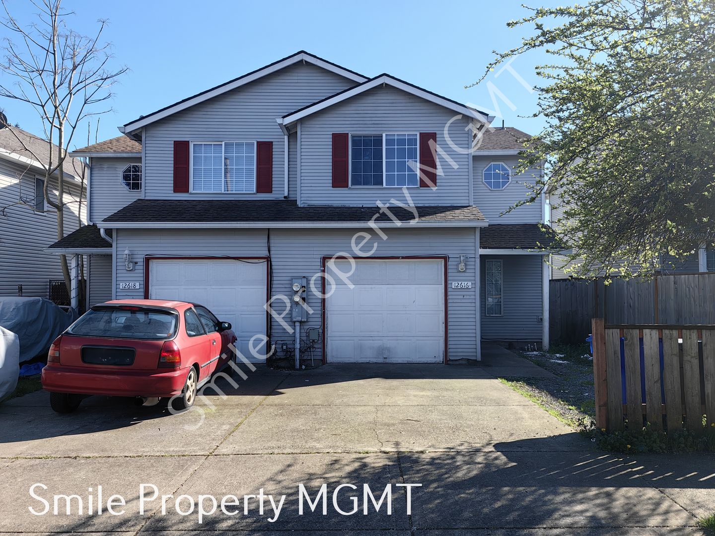 Portland House: 12616 Southeast Taggart Street