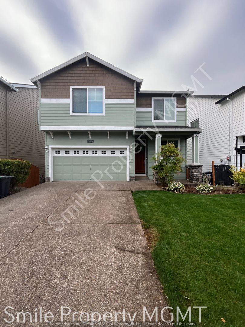 Happy Valley House: 13054 Southeast Meadehill Avenue