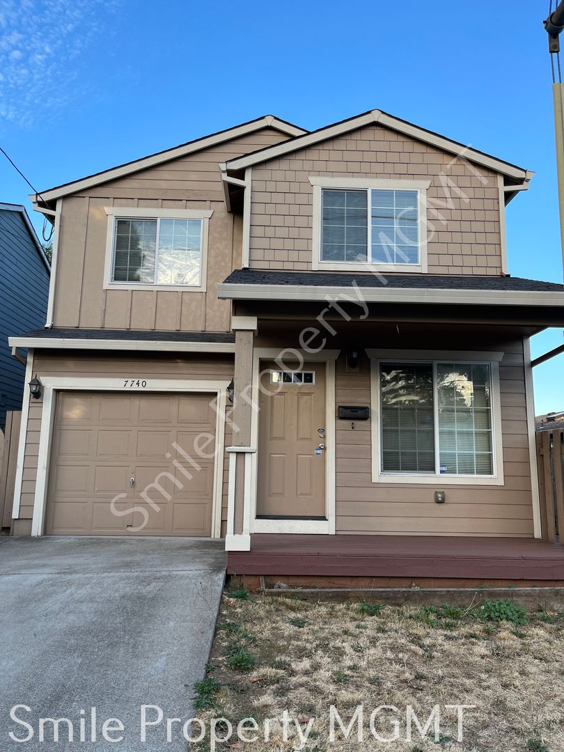 Portland House: 7740 Southeast 72nd Avenue