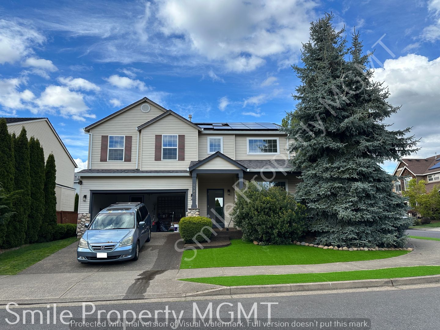 Clackmas House: 15643 SE Kensington Dr