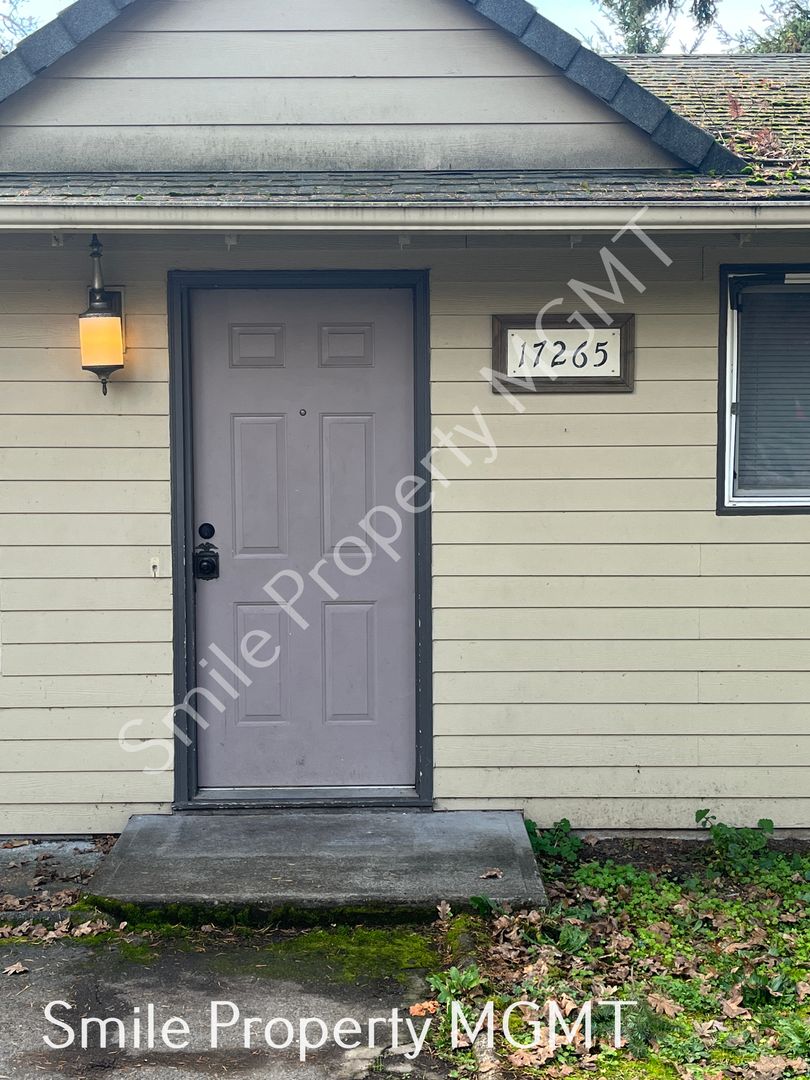 Milwaukie House: 17265 Southeast Oatfield Road