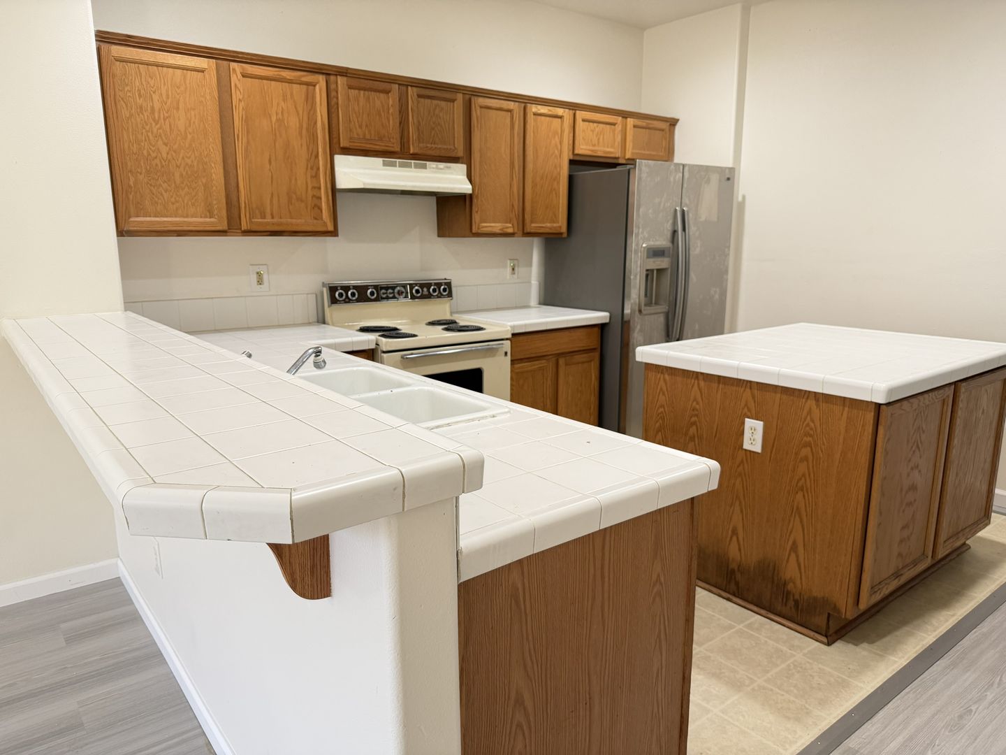 Portland Townhome: 12238 SE Long St