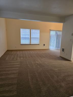 $1,000 OFF RENT - Lexington at the Park Homes and Townhomes – photo 1