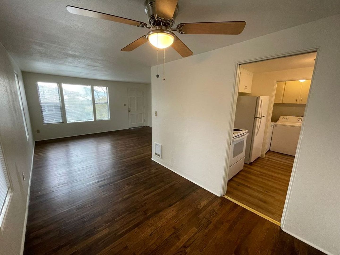 Roseburg Apartment: 1104-1166 Fremont, 606-630 Polk, 613-635 Winchester