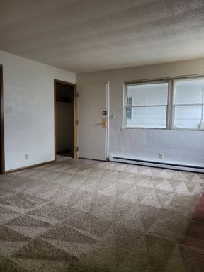 2x1 @ The Colony Apartments – photo 1