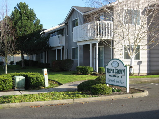 FREE RENT - 3x2 @Triple Crown Apartments – photo 1