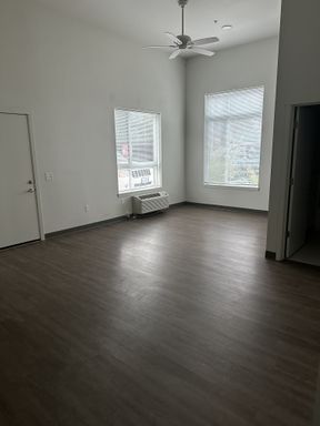 $500 DEPOSIT AND CHOOSE YOUR MOVE-IN SPECIAL! Studio @ 990 Broadway Apartment Homes - Luxury Apartment Living! – photo 1