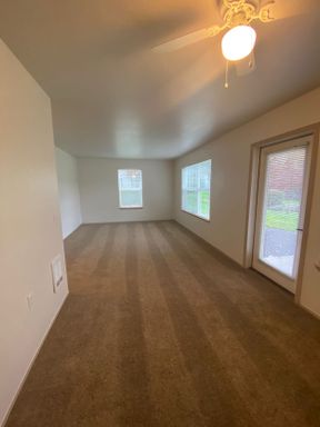 Sunrise Pointe Apartments - Home Sweet Home – photo 1