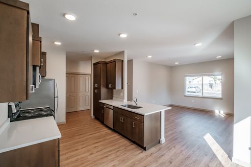 FREE RENT! Brand New Construction in Keizer – photo 1