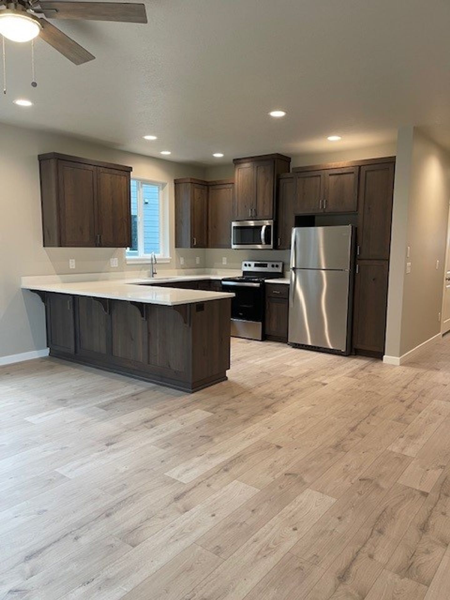 Keizer Townhome: 1304-1310 Bair Road NE