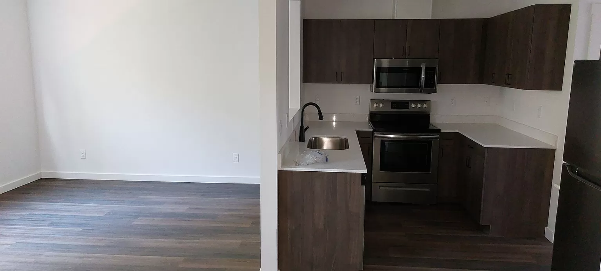 Sweet Home Apartment: 987 Long St