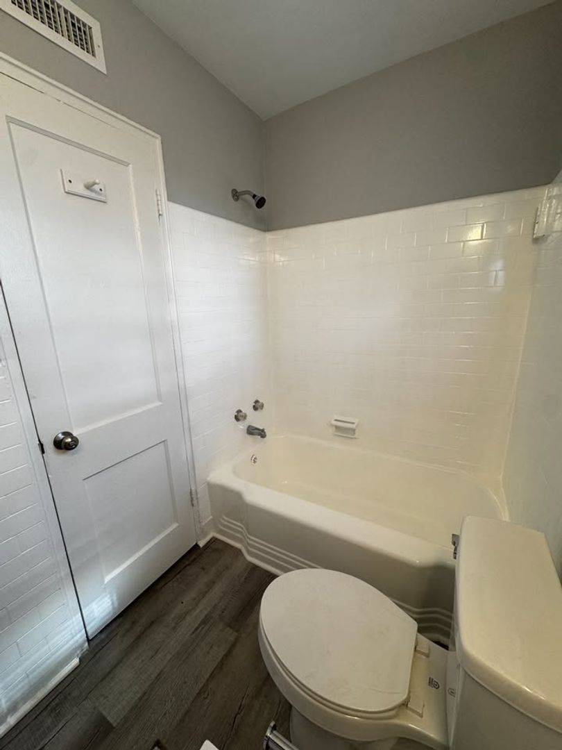 Albany Apartment: 201 Holly Drive