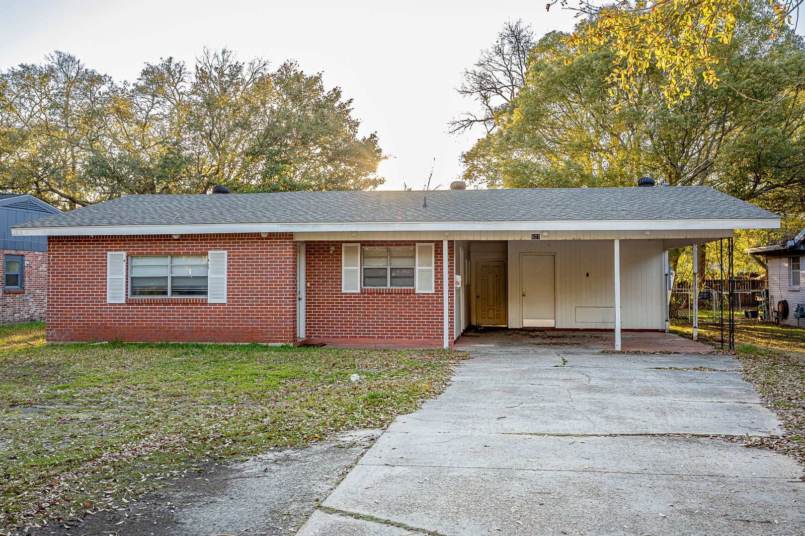 Pascagoula House: 807 Market Street