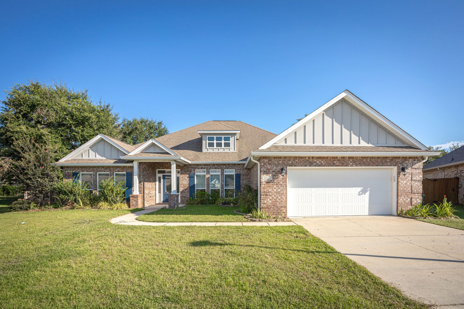Ocean springs House: 1013 Silverbelle Cove