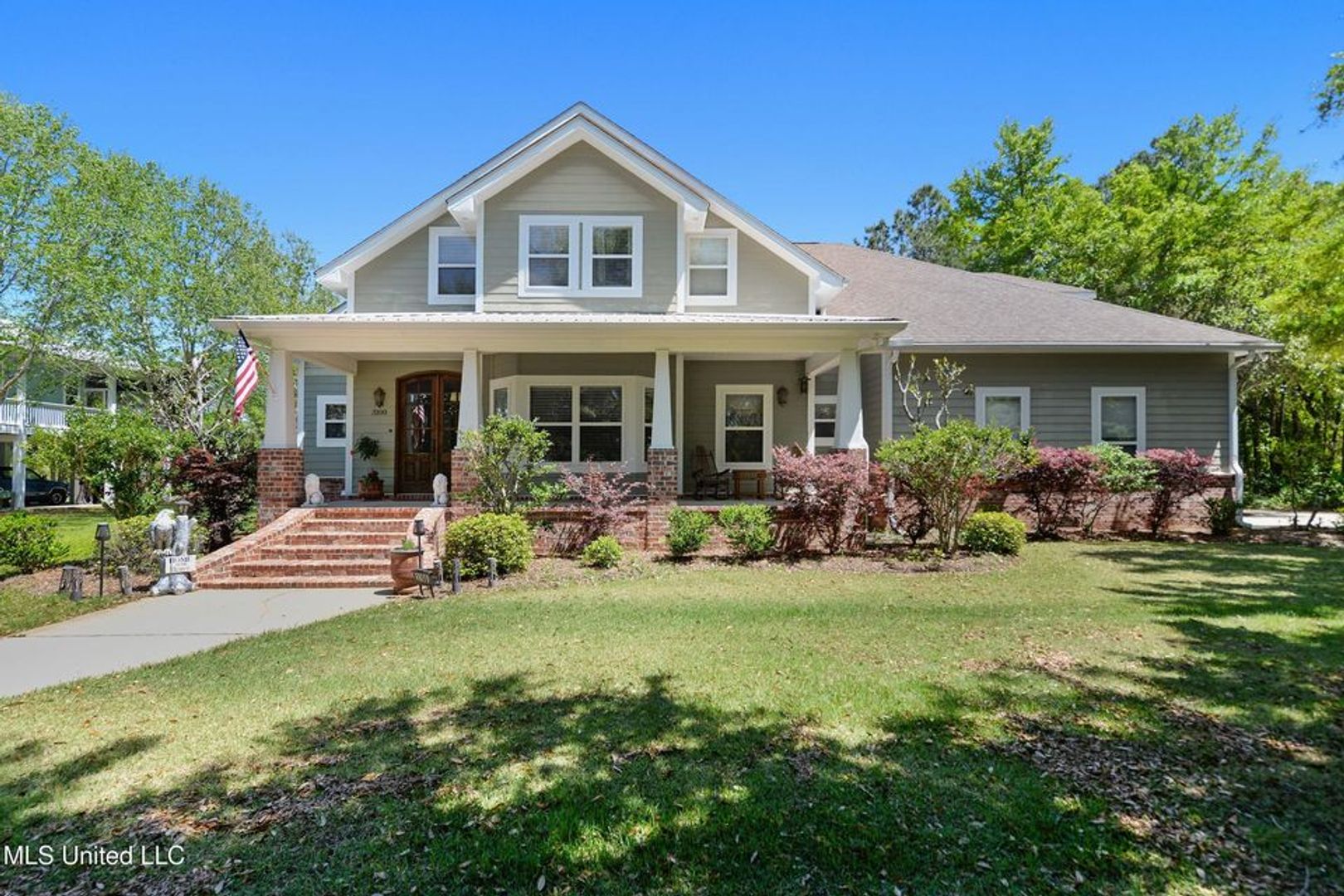 Spacious 5 bed, 4 bath home sits right inside the Gulf Islands National Seashore Park