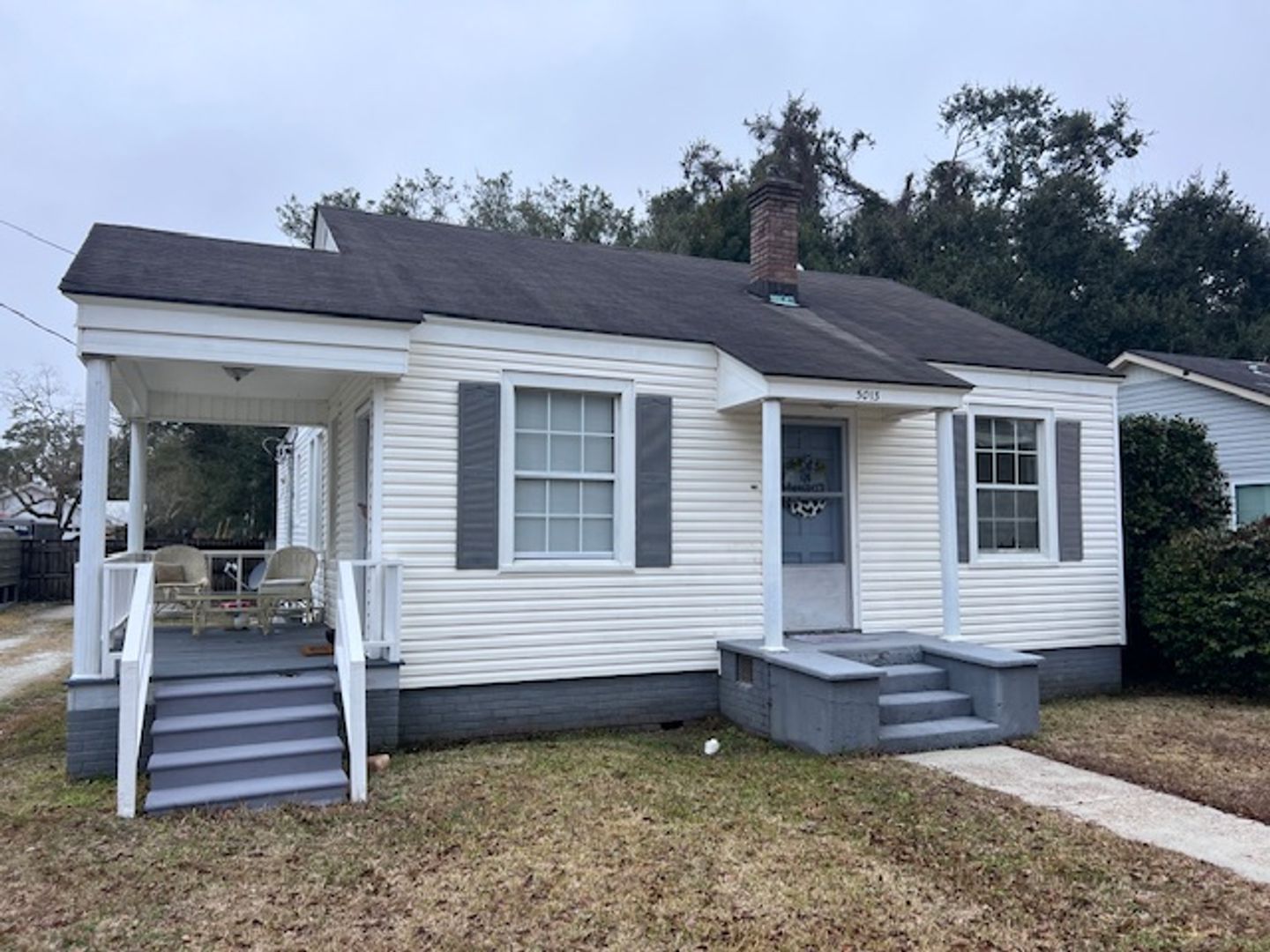 Moss Point House: 5013 Magnolia St.