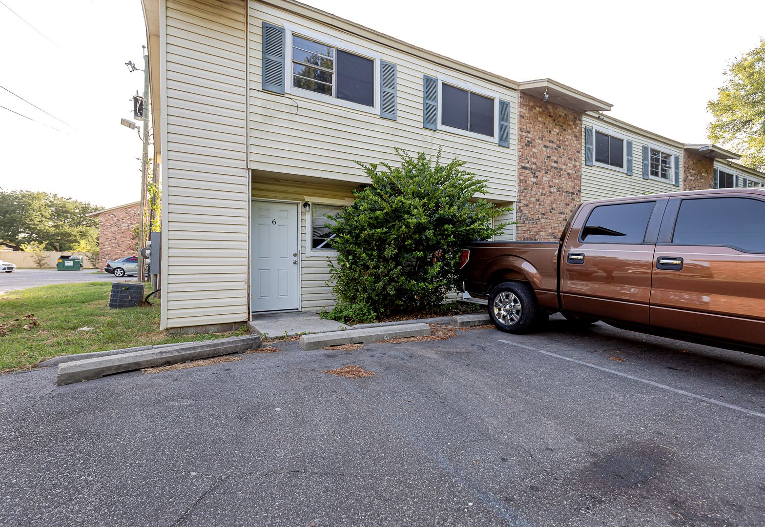 Pascagoula Apartment: 3419 Hospital Road