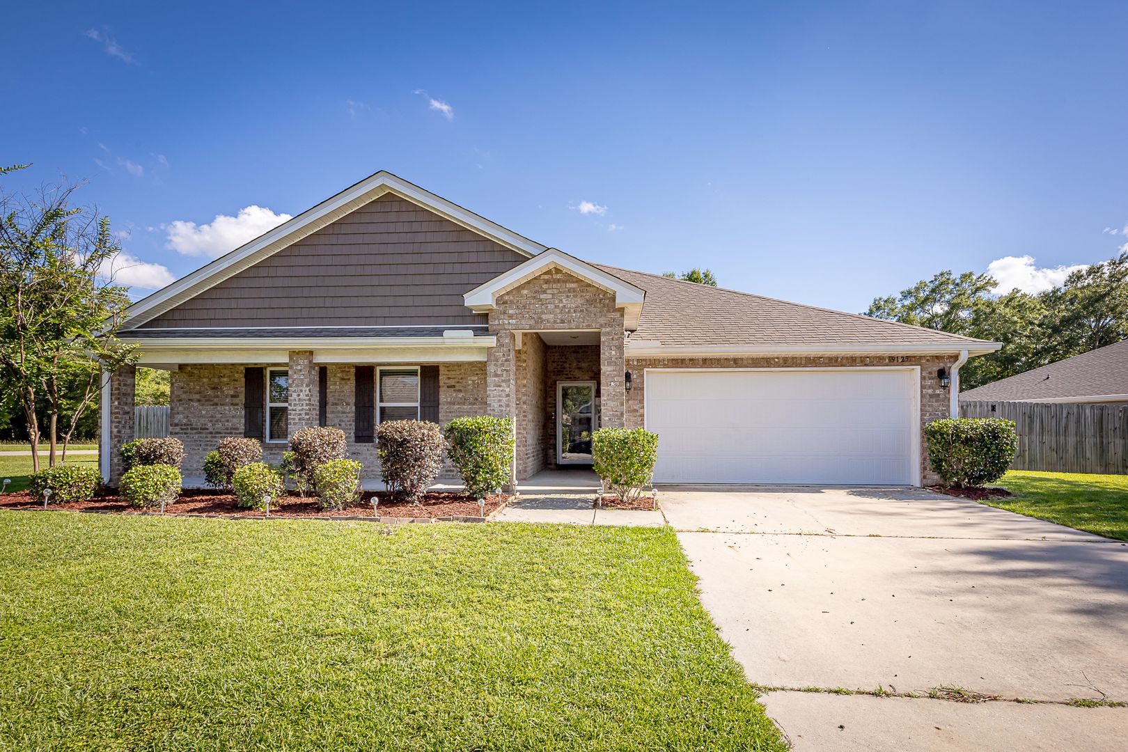 Biloxi House: 9125 Bellewood Drive
