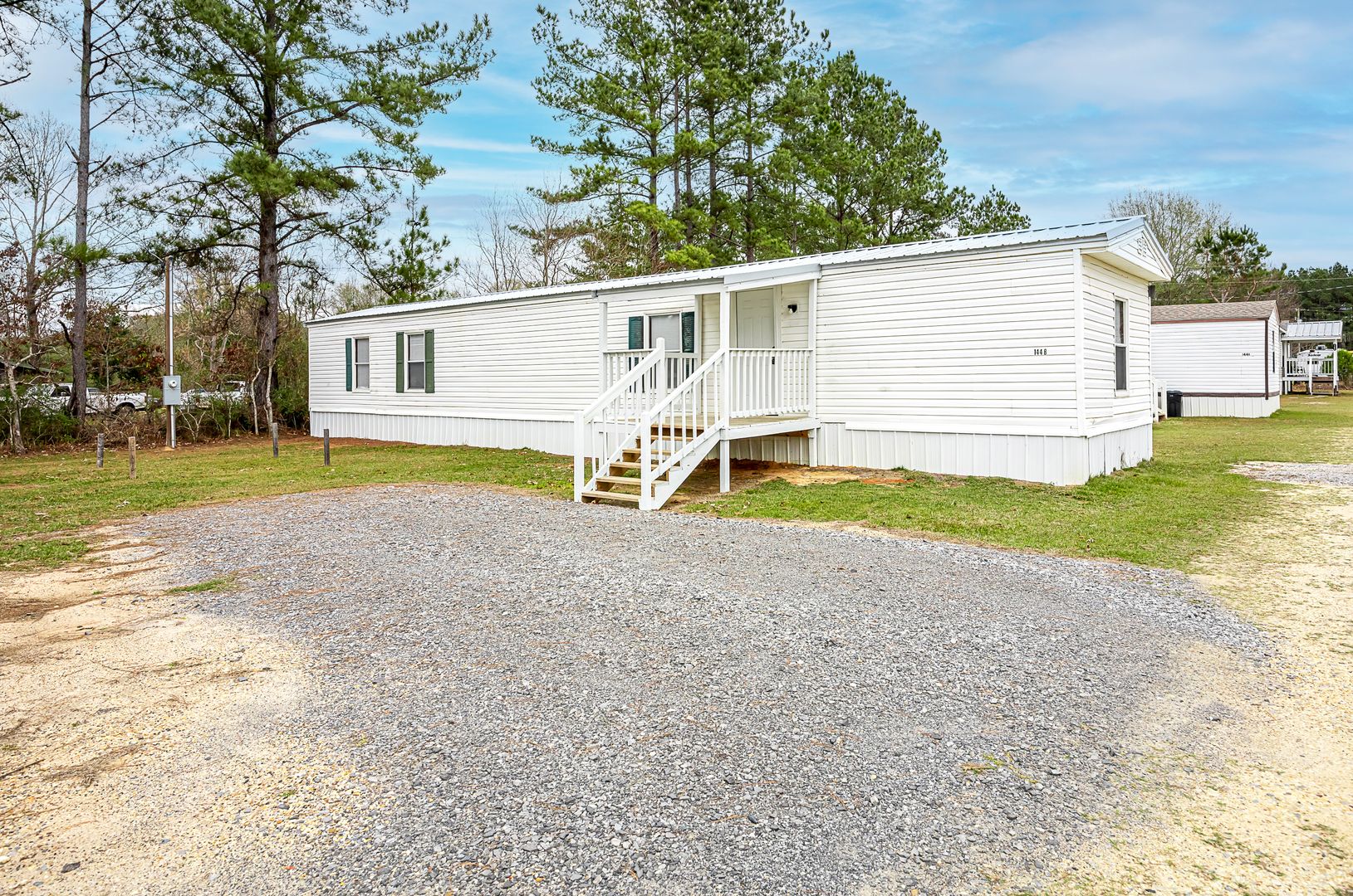 Lucedale Apartment: 144 Katie Eubanks Road