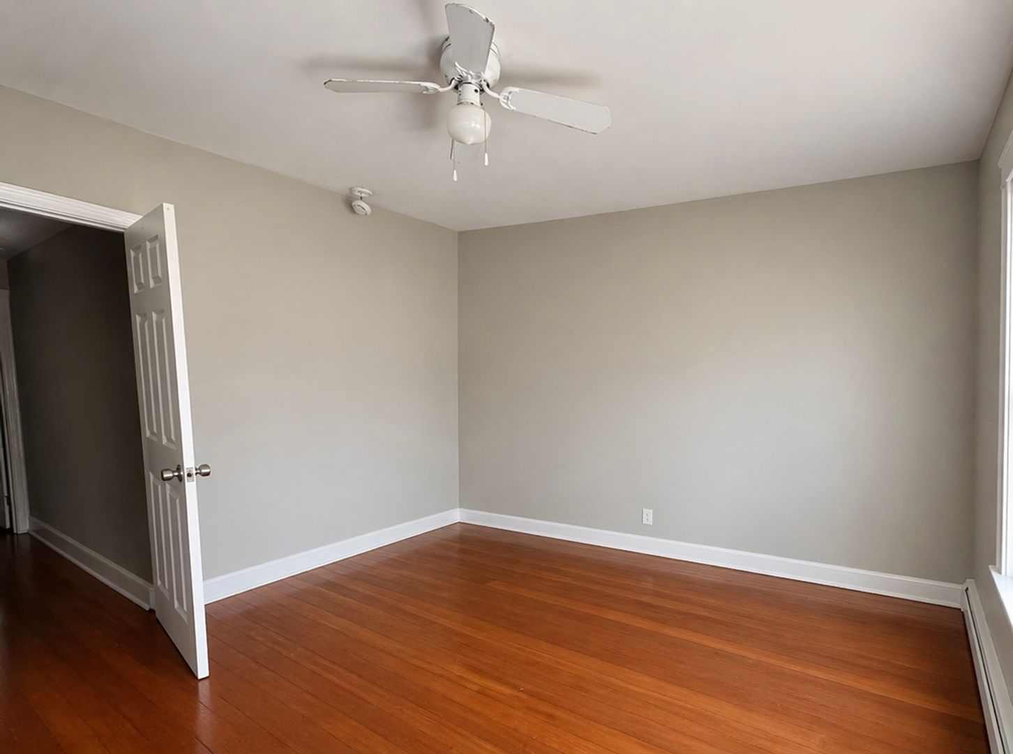 Providence Apartment: 37-39 Pembroke Ave