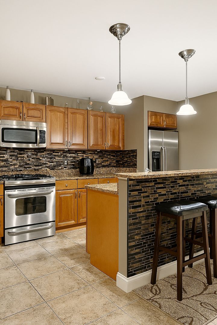 Provvidence Apartment: 333 Atwells Ave