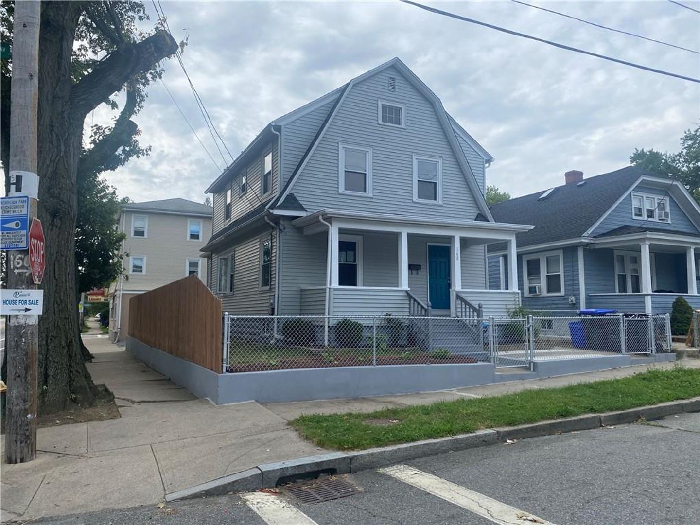 Providence House: 160 California Ave
