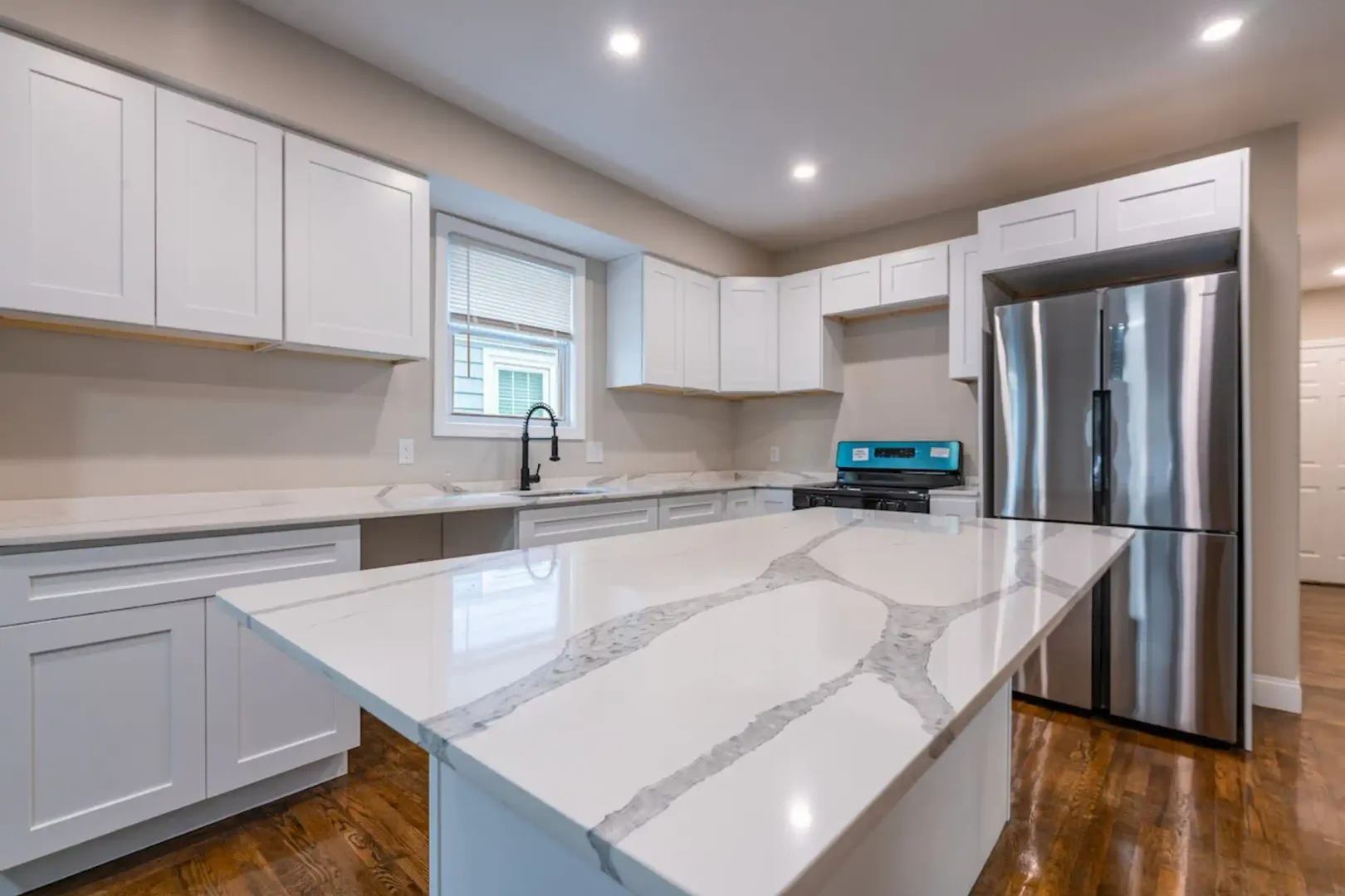 Providence Apartment: 78-80 Pembroke Ave.