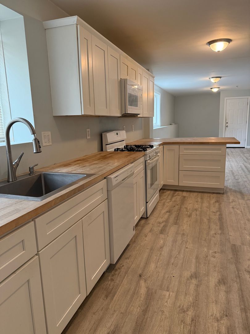 Providence Apartment: 174 Alabama Ave Unit LL