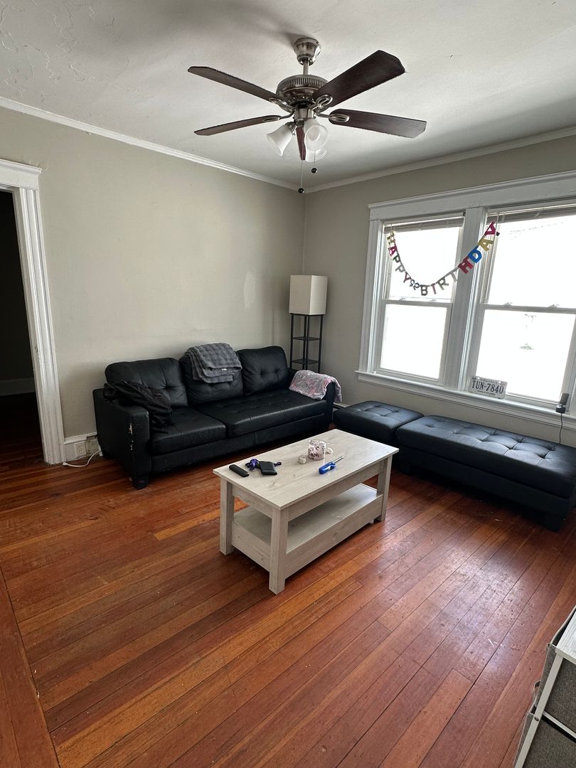 Providence Apartment: 37-39 Pembroke Ave