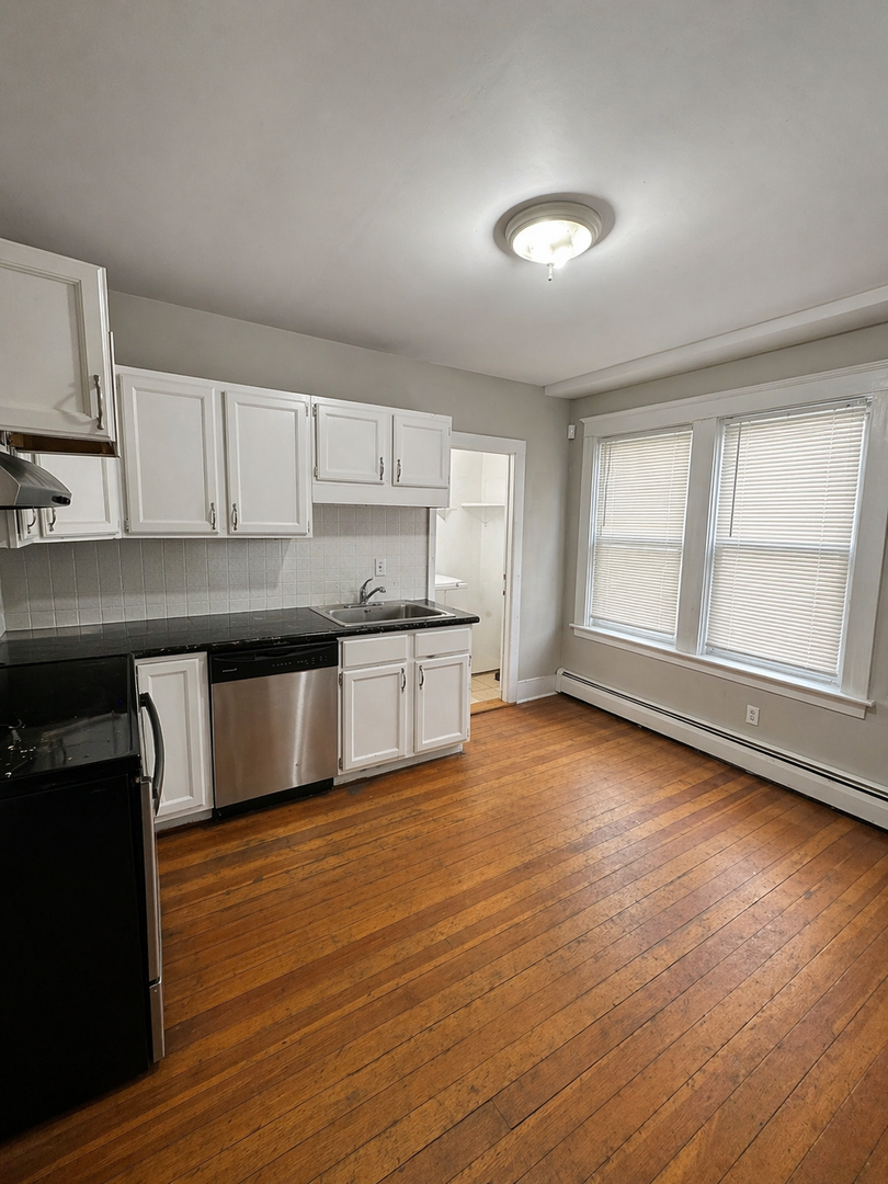 Providence Apartment: 37-39 Pembroke Ave