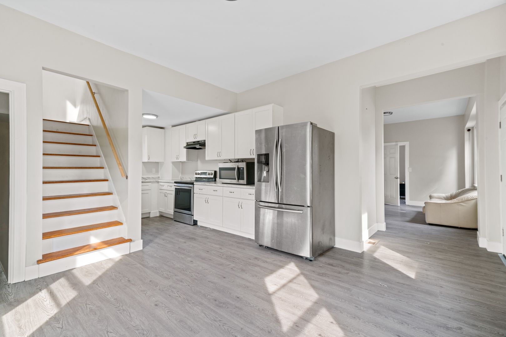 Johnston House: 411 Central Ave